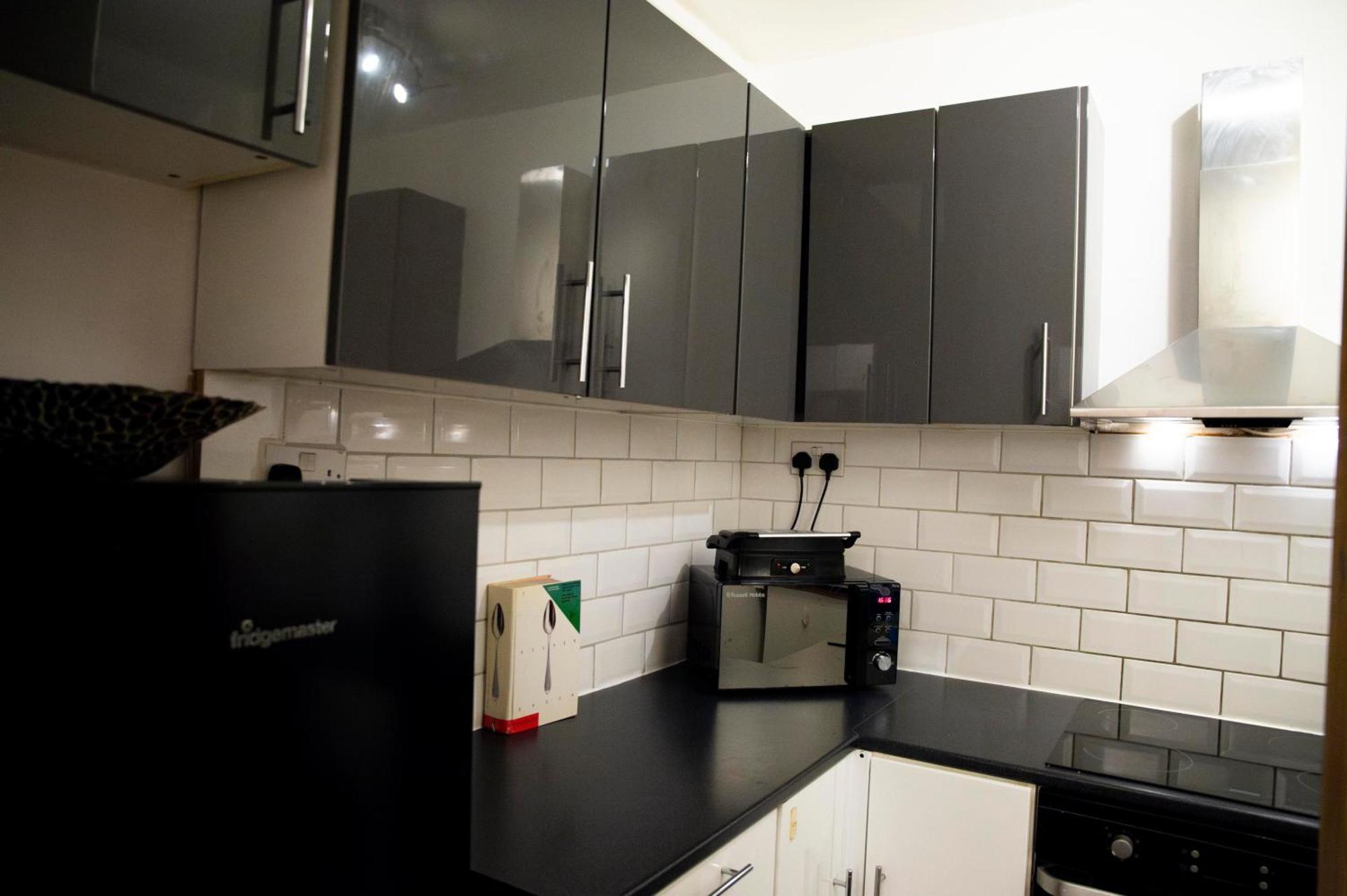 Cosy 3b In The London
